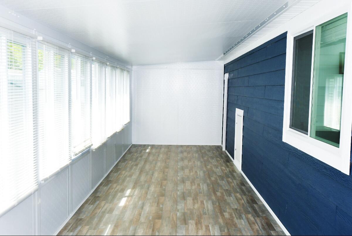 430 Post Road, Unit 182 Wells, ME 04090 - Photo 6 of 46 3 season porch