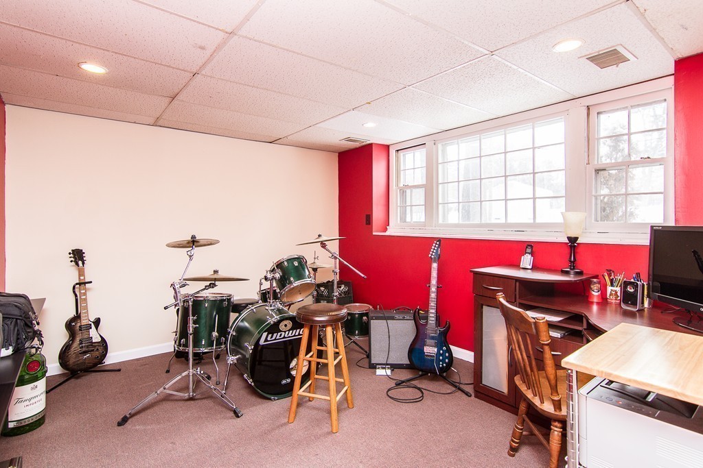 12 Northgate Road Franklin, MA 02038 - Photo 14 of 26 Gallery Image 14