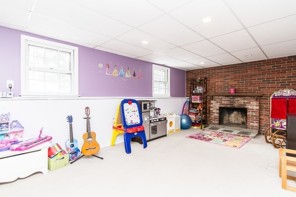 12 Northgate Road Franklin, MA 02038 - Photo 19 of 26 Gallery Image 19