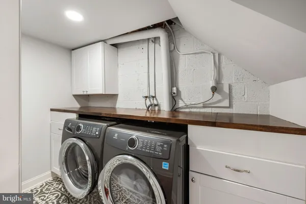 $5,900 | 822 South Royal Street, Alexandria, VA 22314