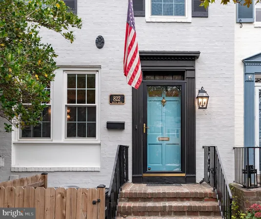 $5,900 | 822 South Royal Street, Alexandria, VA 22314