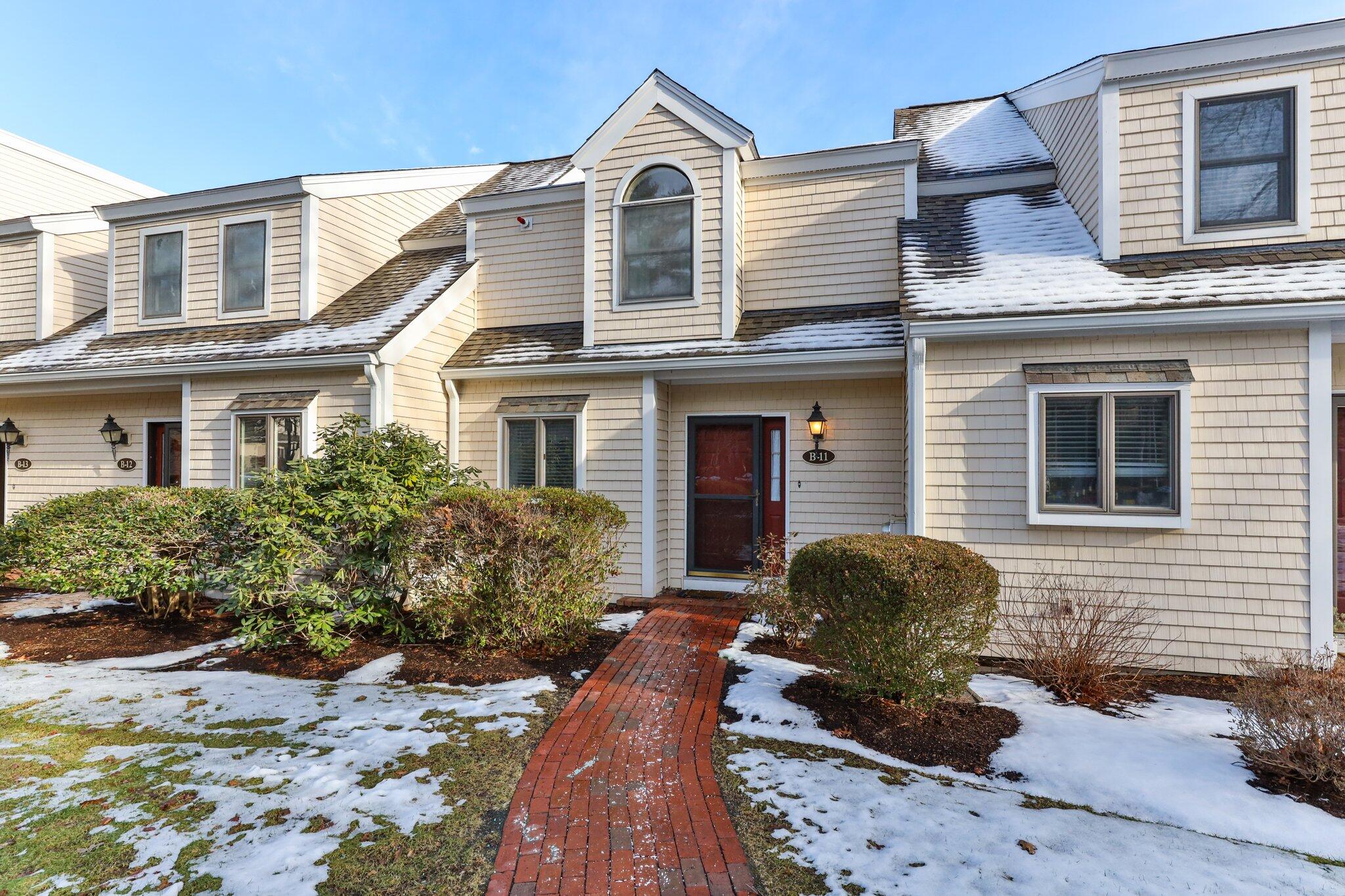 11 Shellback Way, Unit 11B Mashpee, MA 02649 - Photo 1 of 27 3-web-or-mls-11-shellback-way