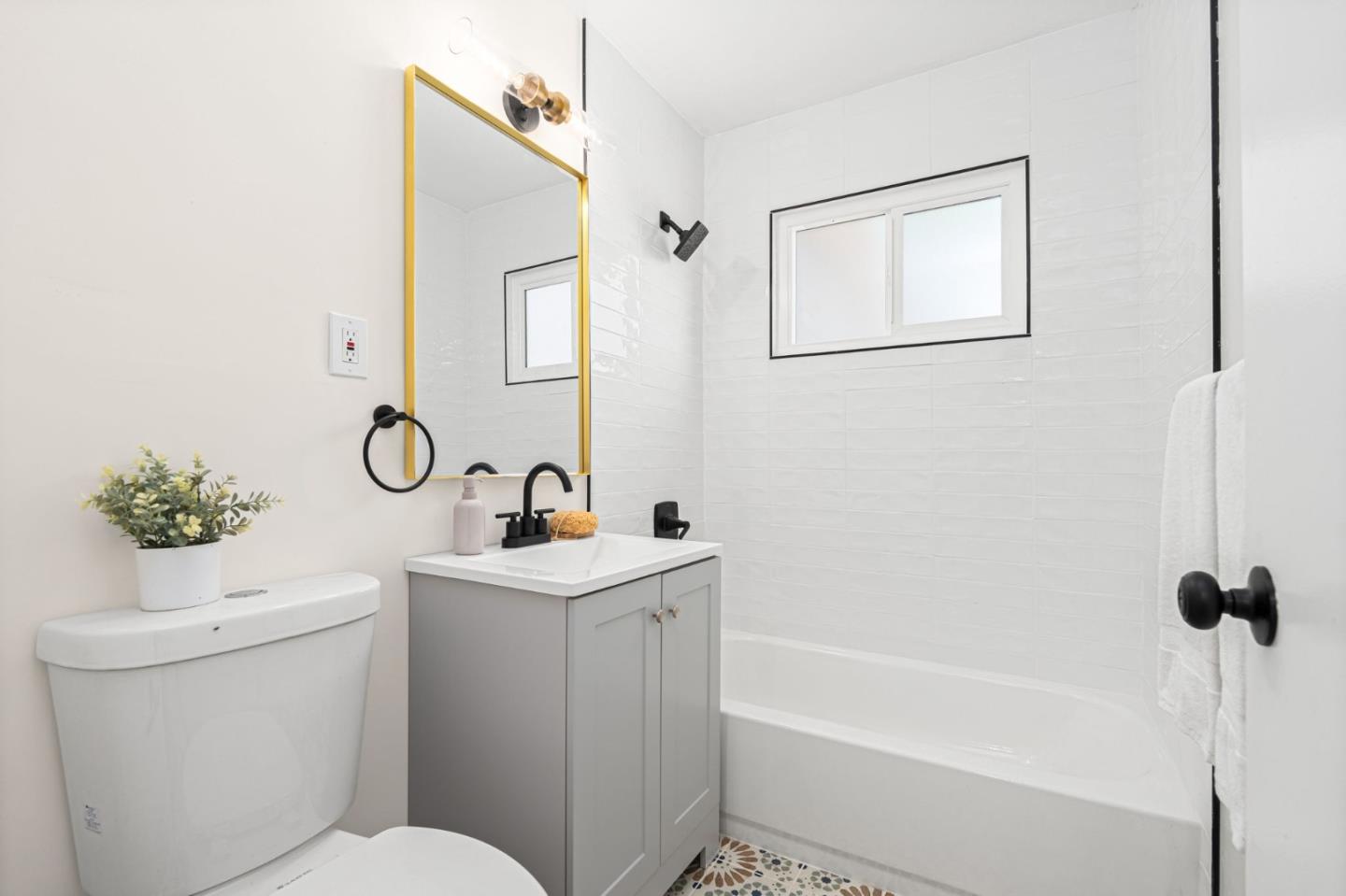 2187 Parrish Road Napa, CA 94559 - Photo 20 of 35 Gallery Image 20