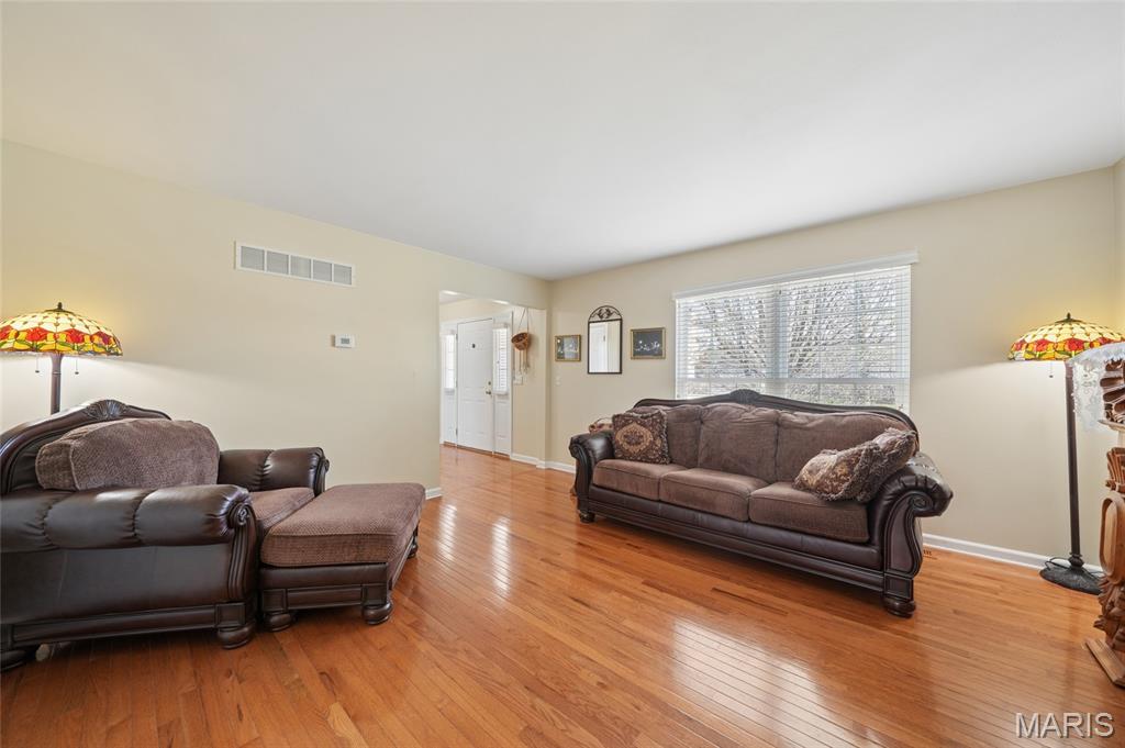 6099 Timber Hollow Lane High Ridge, MO 63049 - Photo 6 of 41