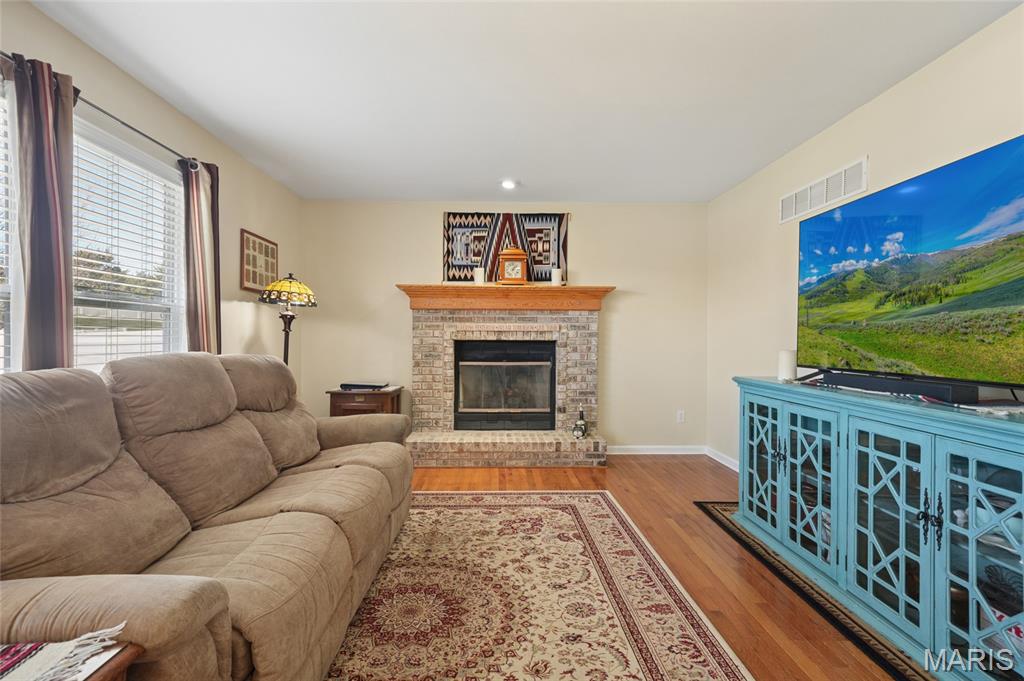 6099 Timber Hollow Lane High Ridge, MO 63049 - Photo 10 of 41