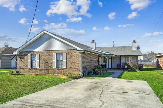 $325,000 | 111 Omega Street, Belle Chasse, LA 70037