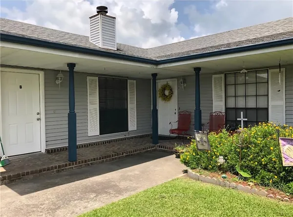 $325,000 | 111 Omega Street, Belle Chasse, LA 70037