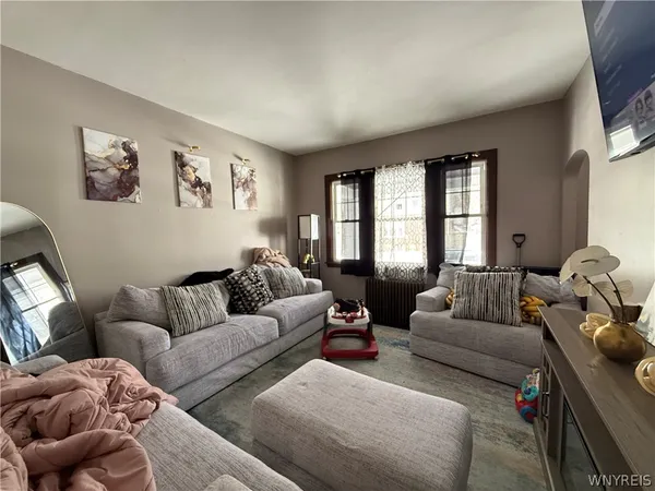 $144,900 | 161 Farmer Street, Buffalo, NY 14207