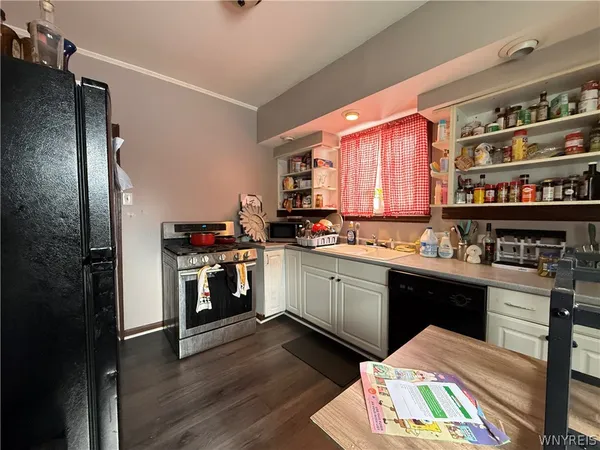 $144,900 | 161 Farmer Street, Buffalo, NY 14207