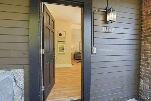 $1,850,000 | 1880-1882 Centro W Street, Tiburon, CA 94920