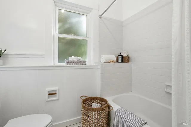 $1,850,000 | 1880-1882 Centro W Street, Tiburon, CA 94920