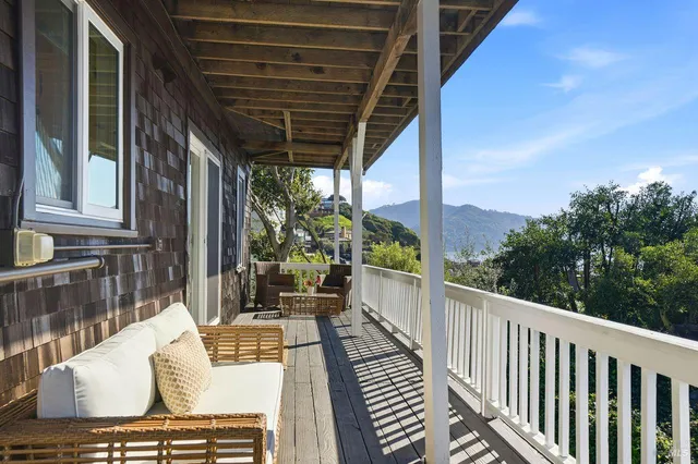 $1,850,000 | 1880-1882 Centro W Street, Tiburon, CA 94920