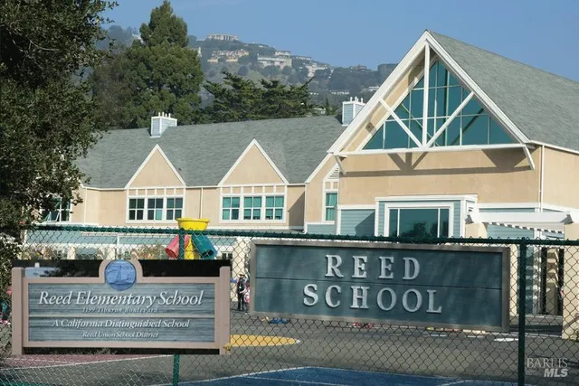 $1,850,000 | 1880-1882 Centro W Street, Tiburon, CA 94920