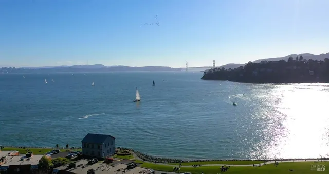 $1,850,000 | 1880-1882 Centro W Street, Tiburon, CA 94920