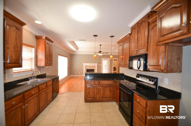 952 Galloway Avenue Mobile, AL 36609 - Photo 7 of 17