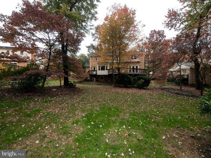 7706 Falstaff Road McLean, VA 22102 - Photo 22 of 30 Exterior (Rear)