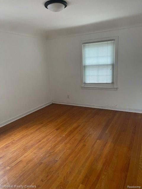 1316 Vernier Road Grosse Pointe Woods, MI 48236 - Photo 4 of 14