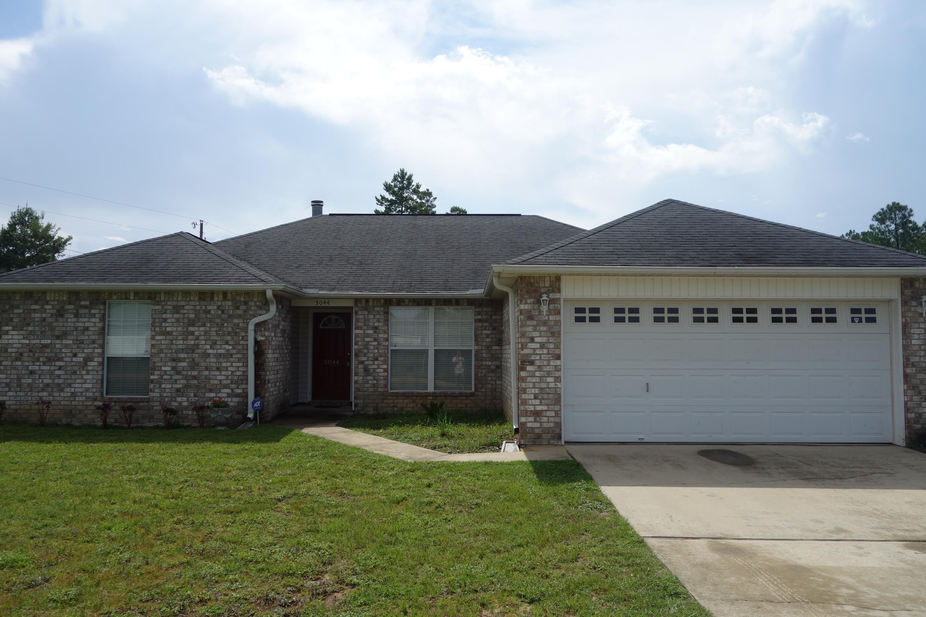 5044 Poinsetta Street Crestview, FL 32539 - Photo 1 of 18 Gallery Image 1