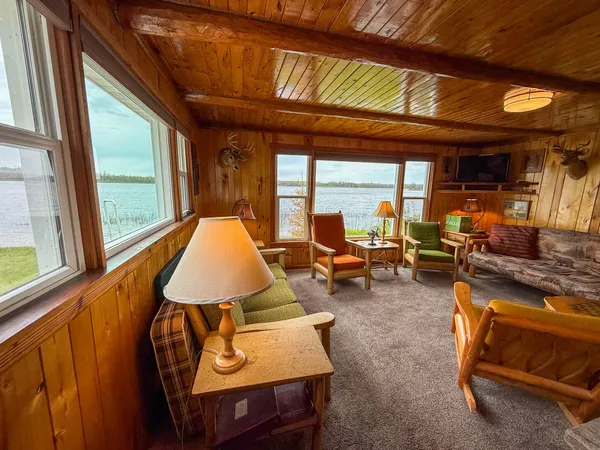 $5,000,000 | 1408 Turtle Lake Road, Gaylord, MI 49735