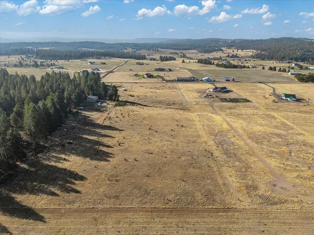 $349,900 | 1702 West Monroe Road, Colbert, WA 99005