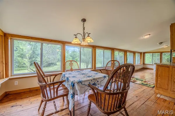 $299,900 | 82 Watermill Road, Buffalo, MO 65622