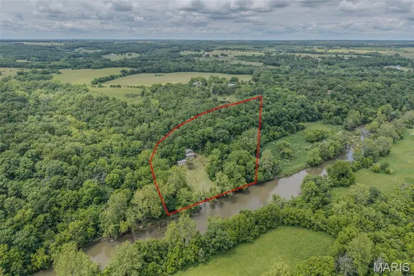 $299,900 | 82 Watermill Road, Buffalo, MO 65622