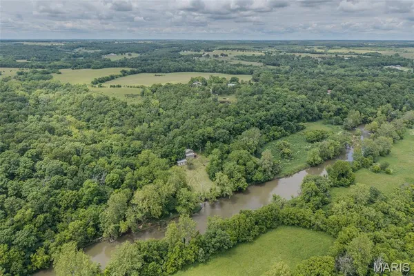 $299,900 | 82 Watermill Road, Buffalo, MO 65622