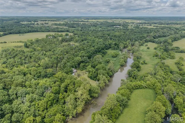 $319,000 | 82 Watermill Road, Buffalo, MO 65622