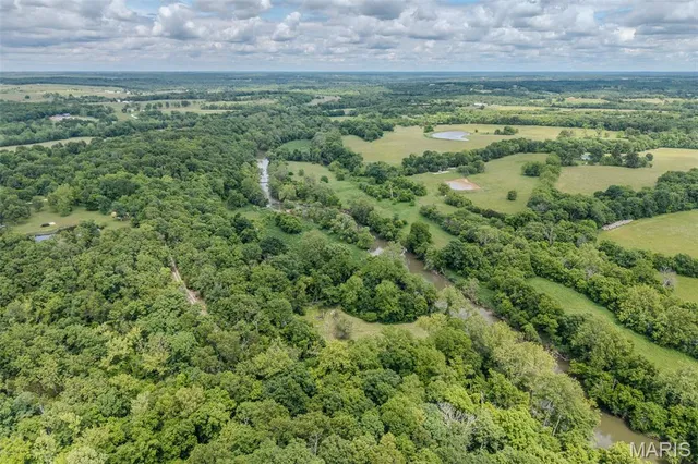 $319,000 | 82 Watermill Road, Buffalo, MO 65622