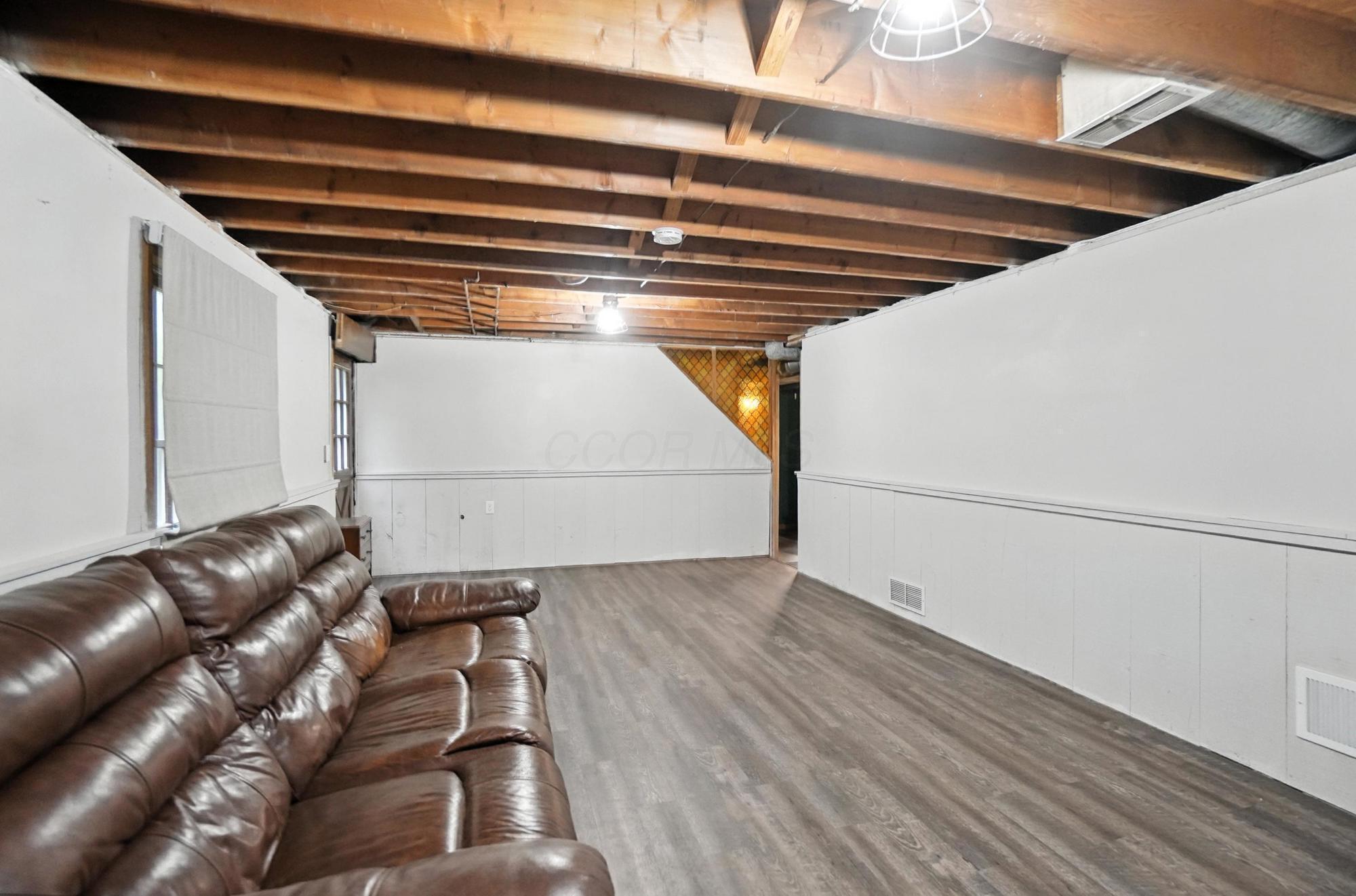 2620 Edgevale Road Columbus, OH 43221 - Photo 44 of 50 044