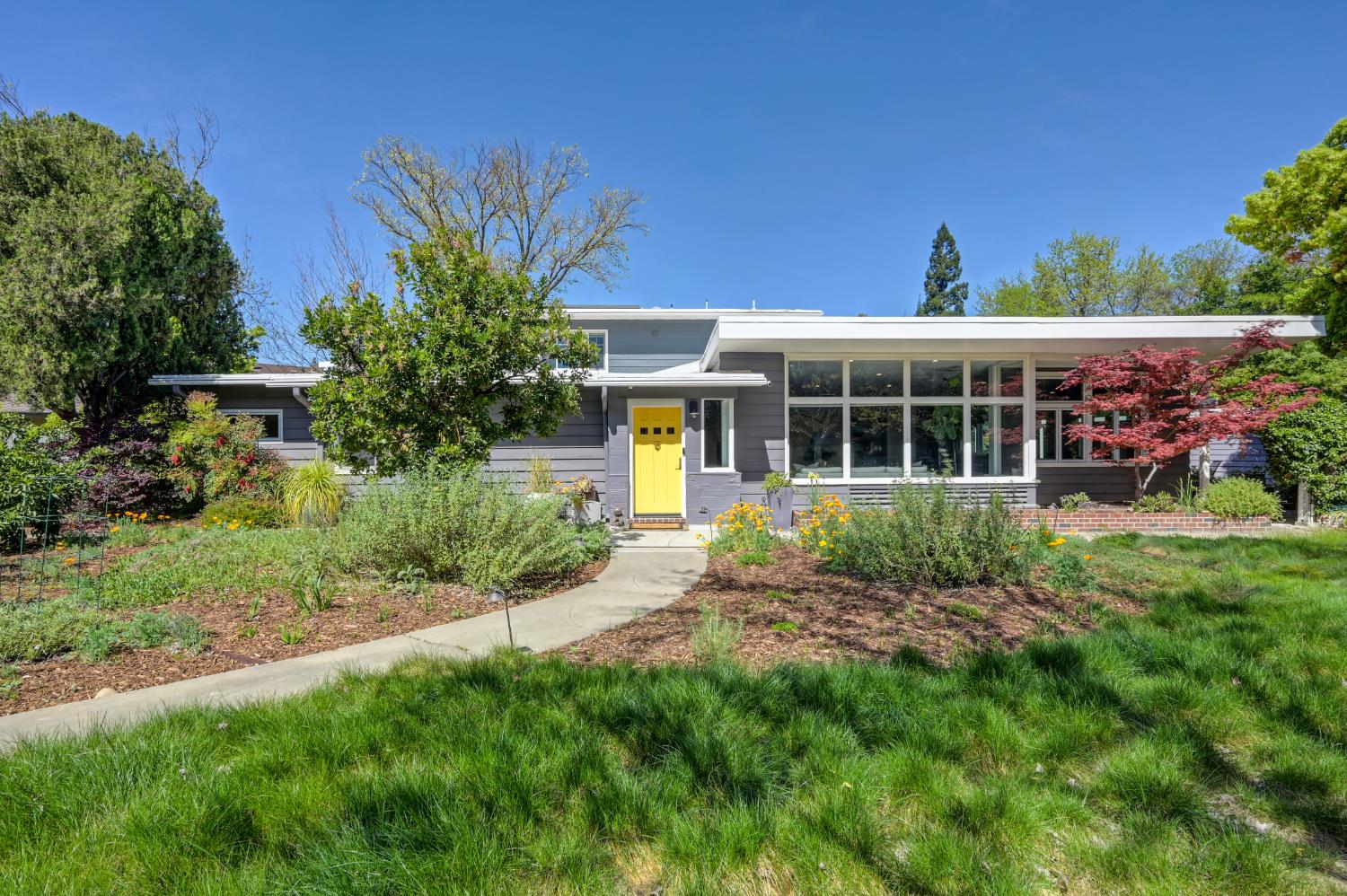 2701 Huntington Road Sacramento, CA 95864 - Photo 1 of 96