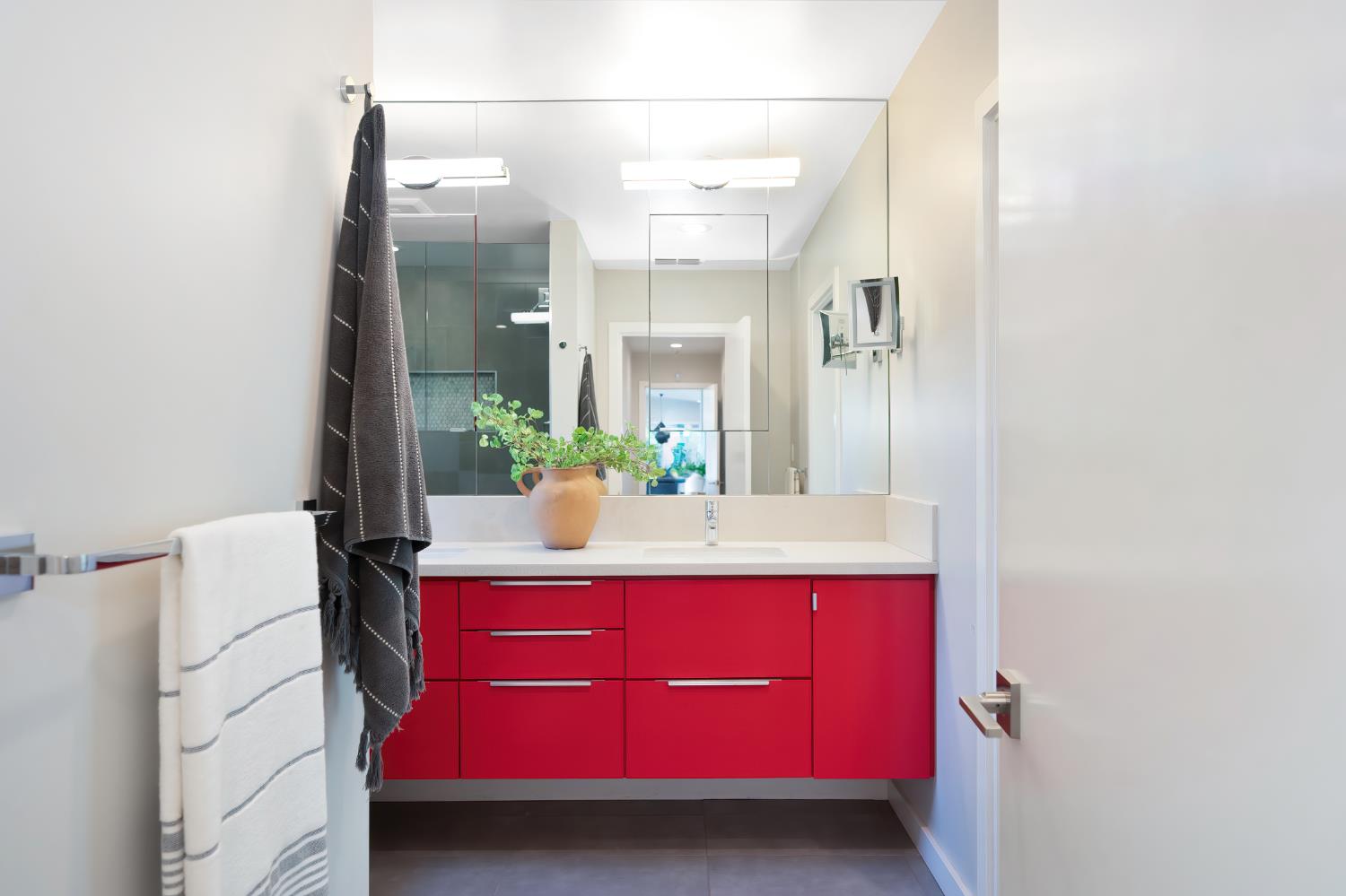 2701 Huntington Road Sacramento, CA 95864 - Photo 33 of 96