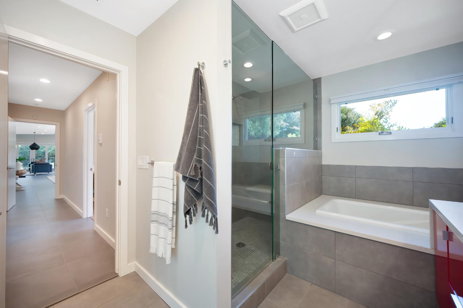 2701 Huntington Road Sacramento, CA 95864 - Photo 36 of 96