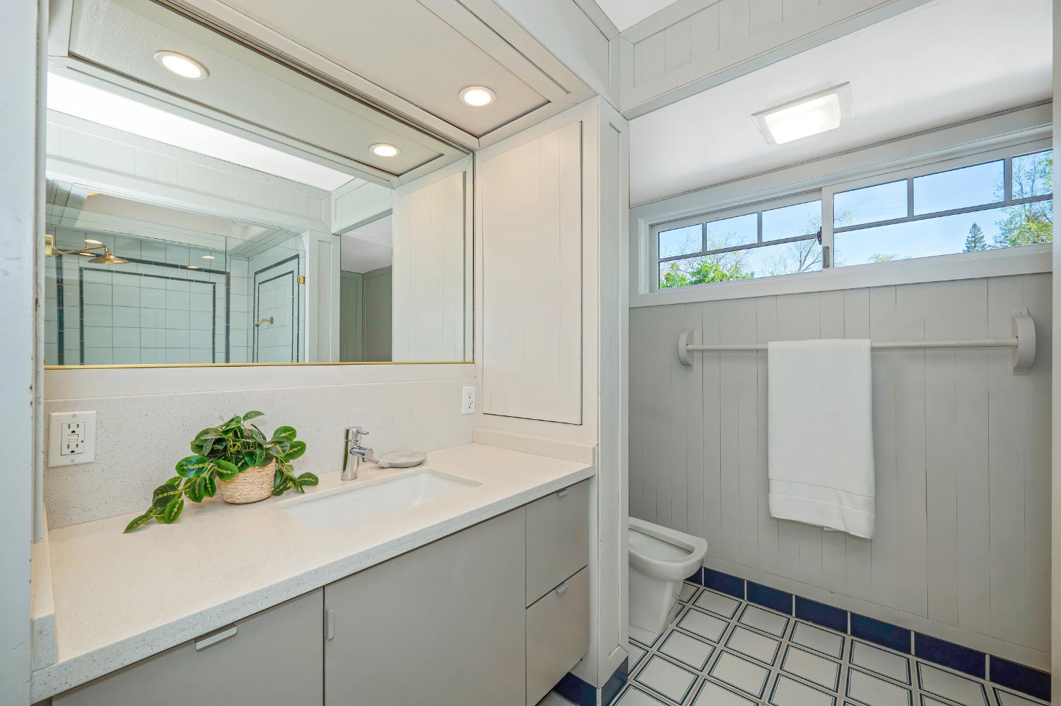 2701 Huntington Road Sacramento, CA 95864 - Photo 47 of 96