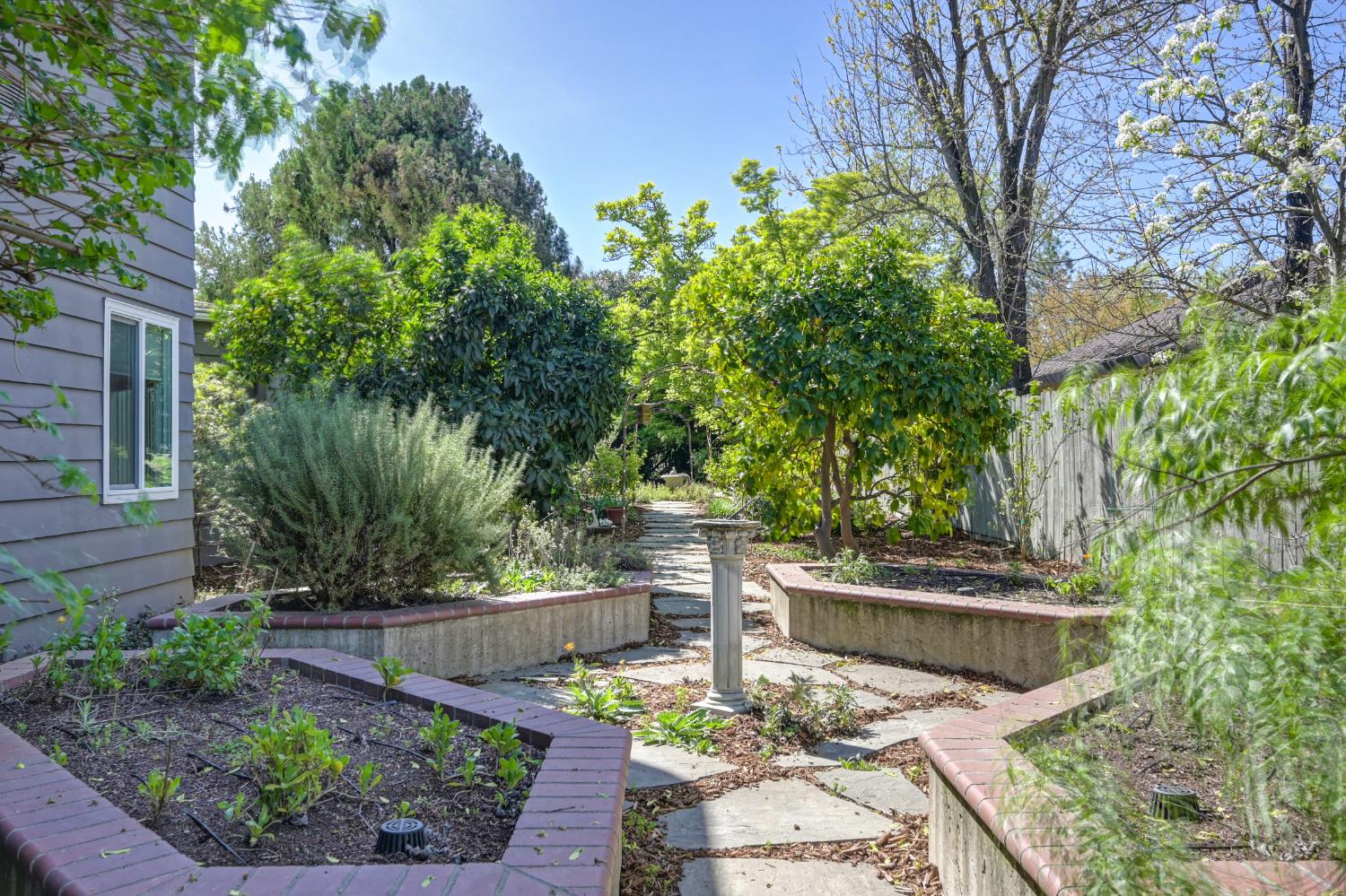 2701 Huntington Road Sacramento, CA 95864 - Photo 86 of 96