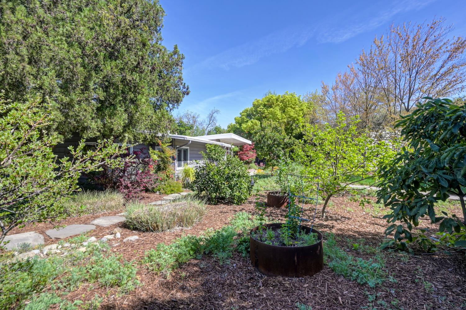 2701 Huntington Road Sacramento, CA 95864 - Photo 89 of 96