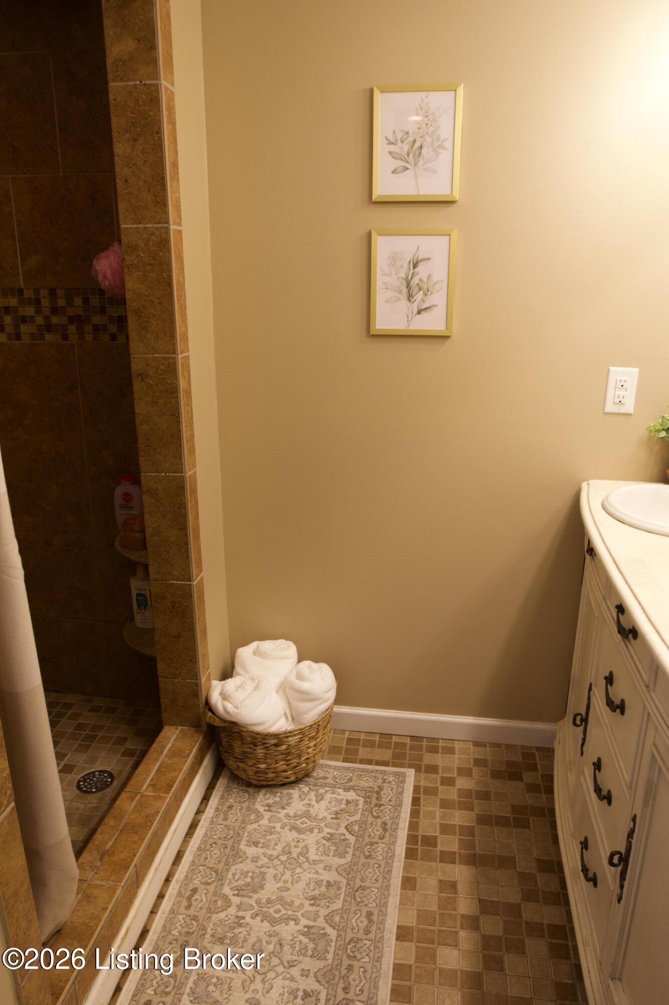 316 Robin Road Elizabethtown, KY 42701 - Photo 32 of 35 5G5A7842