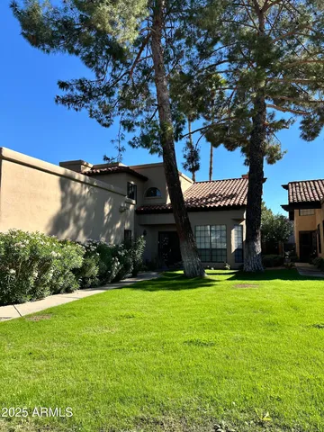 $3,300 | 11631 North 41st Street, Phoenix, AZ 85028