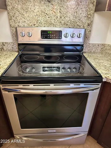 $3,300 | 11631 North 41st Street, Phoenix, AZ 85028