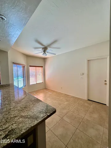 $3,300 | 11631 North 41st Street, Phoenix, AZ 85028