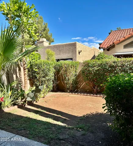 $3,300 | 11631 North 41st Street, Phoenix, AZ 85028