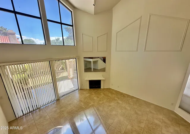 $3,300 | 11631 North 41st Street, Phoenix, AZ 85028