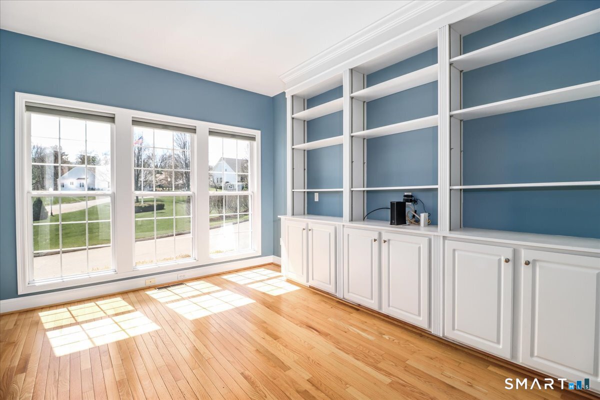 6 Carlson Ridge Court, Unit 6 New Milford, CT 06776 - Photo 5 of 36