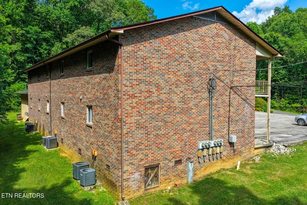 $1,760,000 | 2810-2812 Daybreak Way, Strawberry Plains, TN 37871