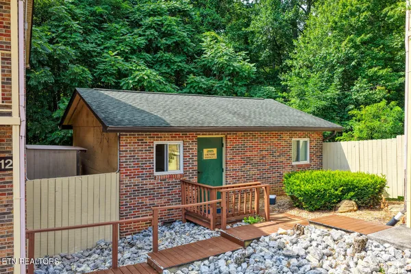 $1,760,000 | 2810-2812 Daybreak Way, Strawberry Plains, TN 37871