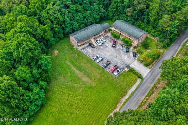 $1,760,000 | 2810-2812 Daybreak Way, Strawberry Plains, TN 37871