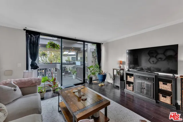 $3,800 | 7740 Redlands Street, Unit M3082, Playa del Rey, CA 90293