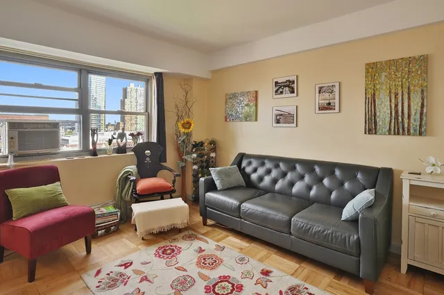 $325,000 | 270 Jay Street, Unit 6B | Downtown Brooklyn