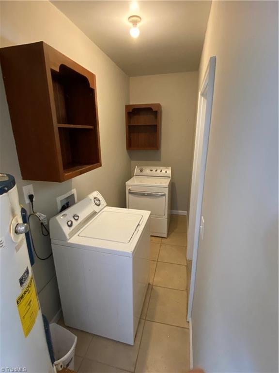 977 Windy Ridge Road North Wilkesboro, NC 28659 - Photo 13 of 17 half bath