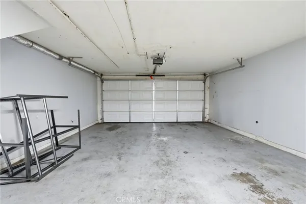 $469,000 | 7045 Woodley Avenue, Unit 124, Lake Balboa, CA 91406